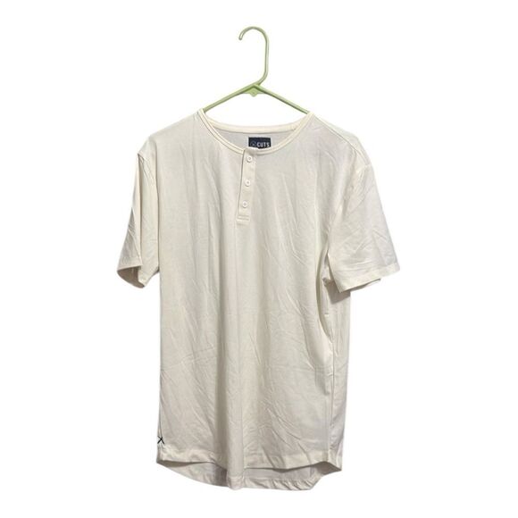 Cuts Clothing Men's Short  Sleeve Curve Hem Crew NeckSignature Fit Tee - XL - Picture 1 of 6